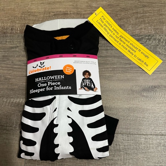 Halloween Infant All In One Sleeper 18 Months Glow In The Dark - Picture 5 of 8